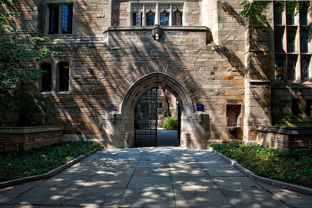 Campus Safety - A Guide for Students